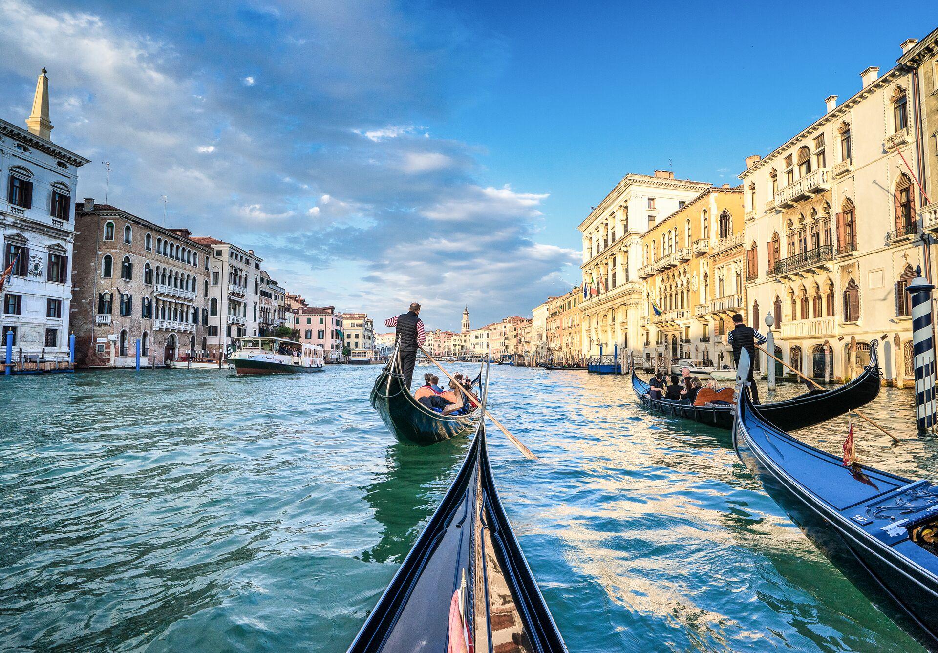 Book Early and Save 10% off Plus an Extra $200 Per Couple